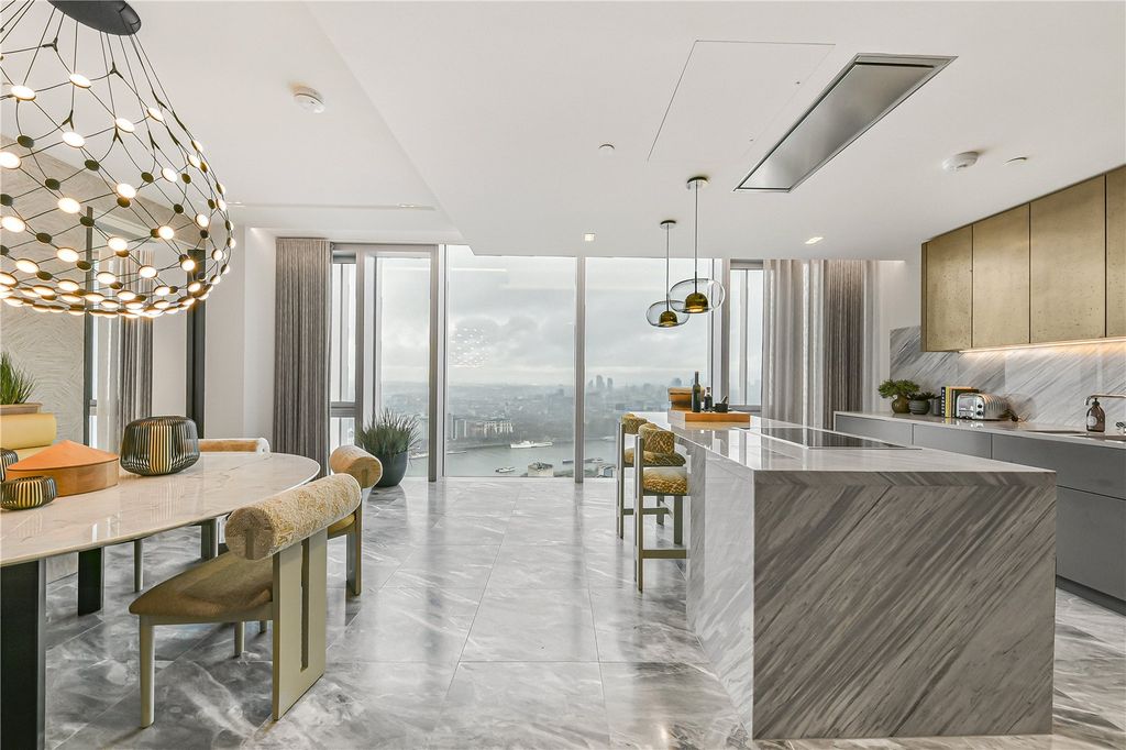 Property photo 1 of 31 Kitchen