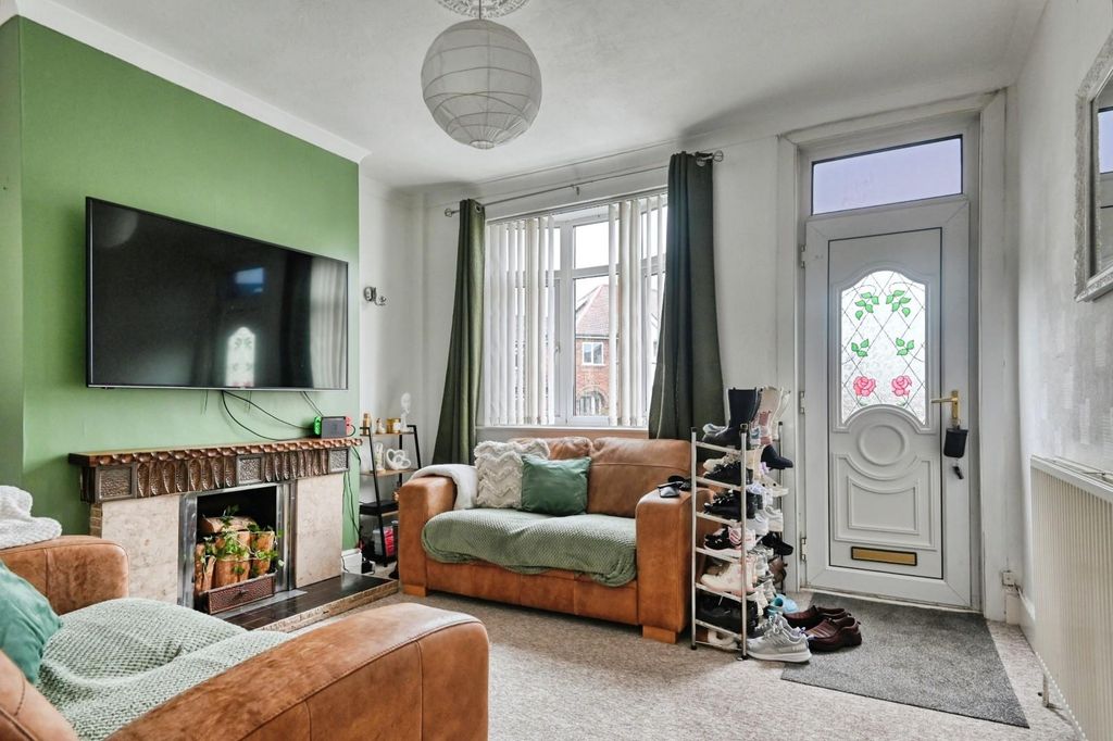 Property photo 2 of 18 74Ami16.Jpg