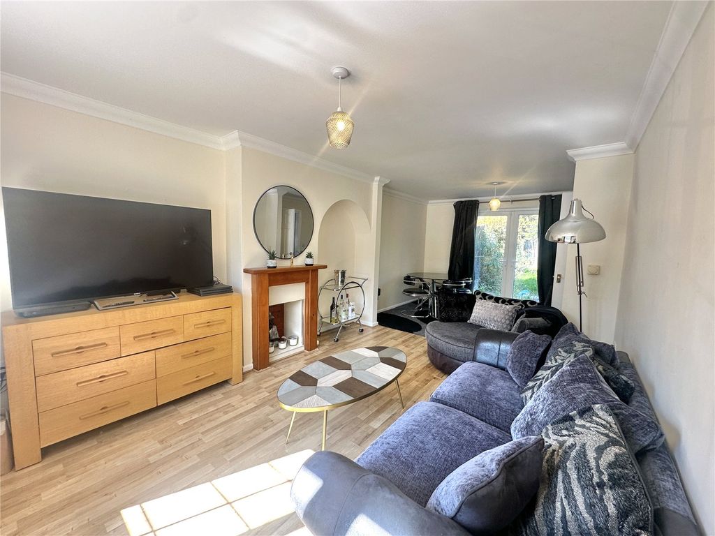 Property photo 2 of 12 Picture No. 03