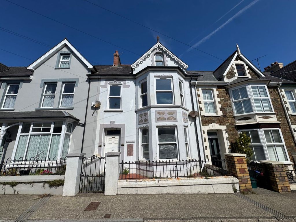 Property photo 1 of 31