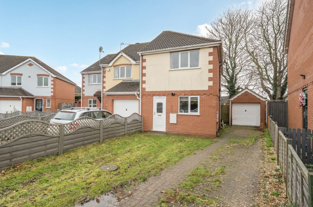 Property photo 1 of 11 1387668-1-693836A2c16c5