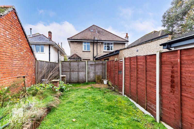 Property photo 3 of 16 Photo 16