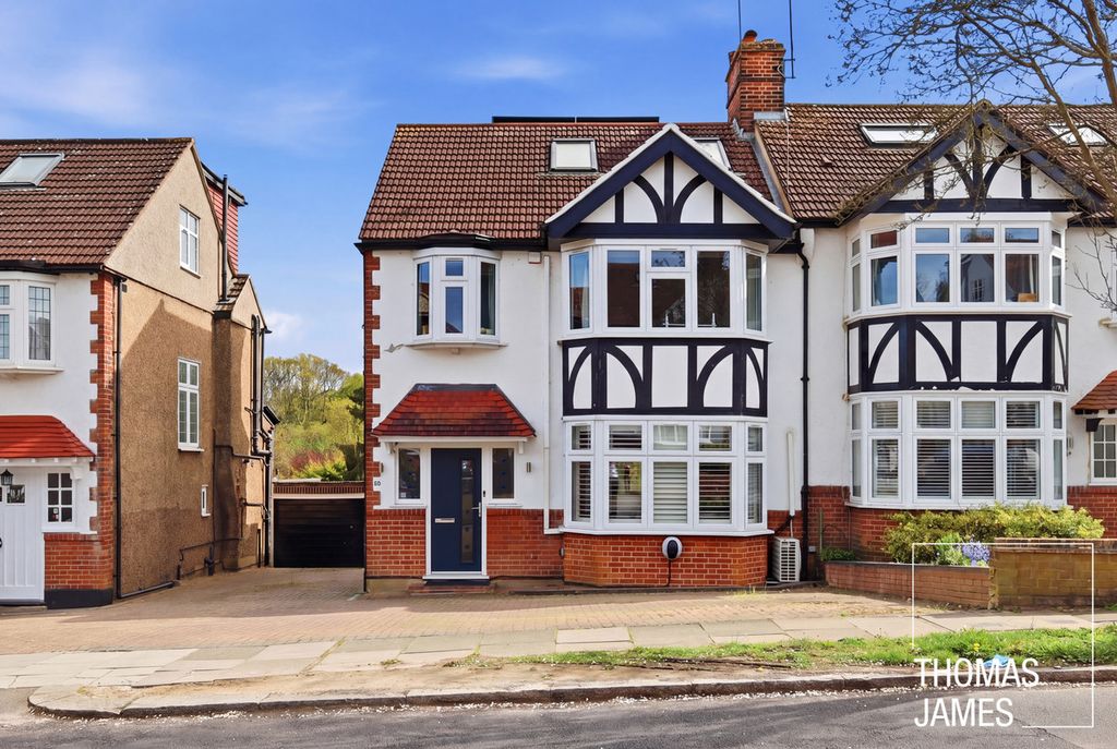 Property photo 1 of 29