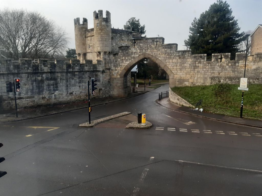 Property photo 2 of 12