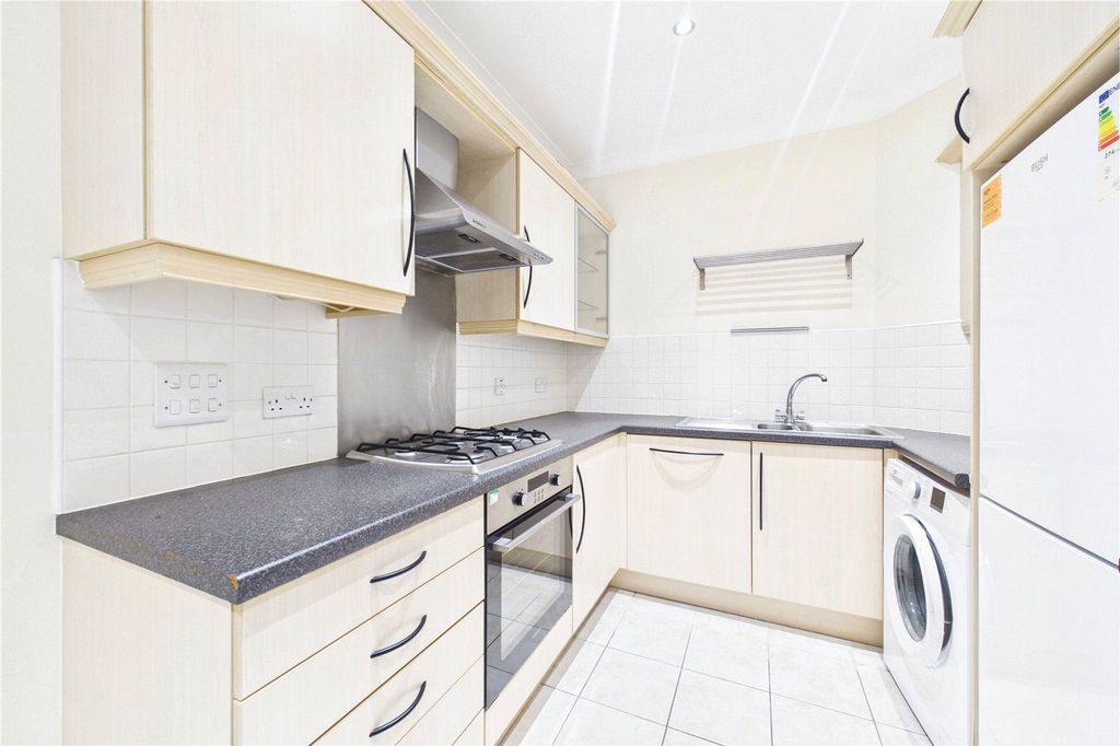 Property photo 2 of 13 Picture No. 01