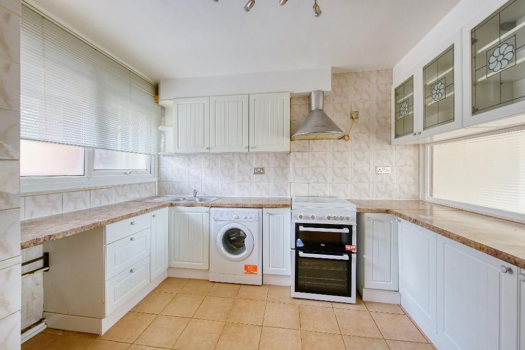 Property photo 3 of 10 Photo 3