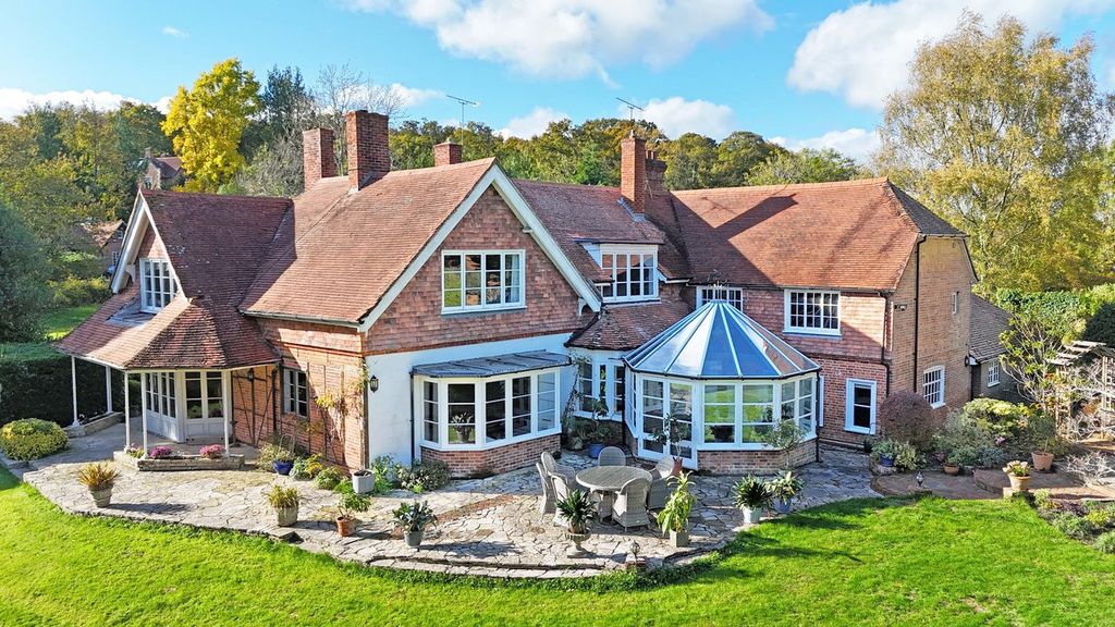 Property photo 1 of 31