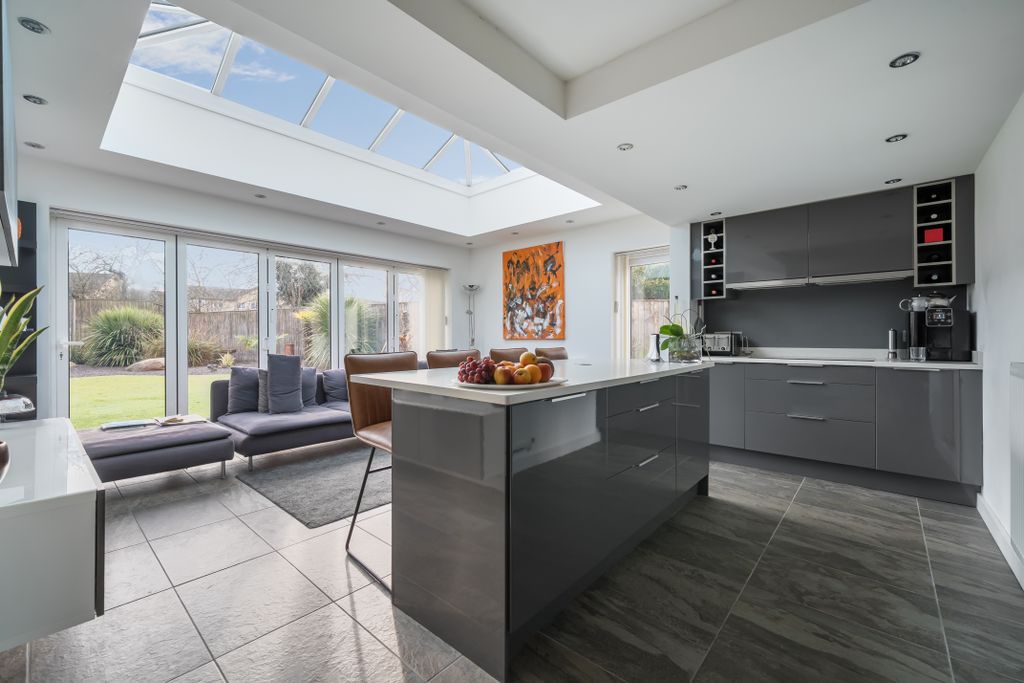 Property photo 2 of 22 1397385969679Faa8A365