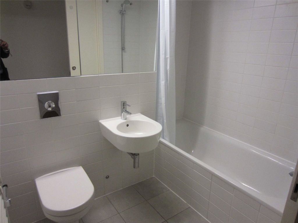 Property photo 3 of 7 Picture No. 04