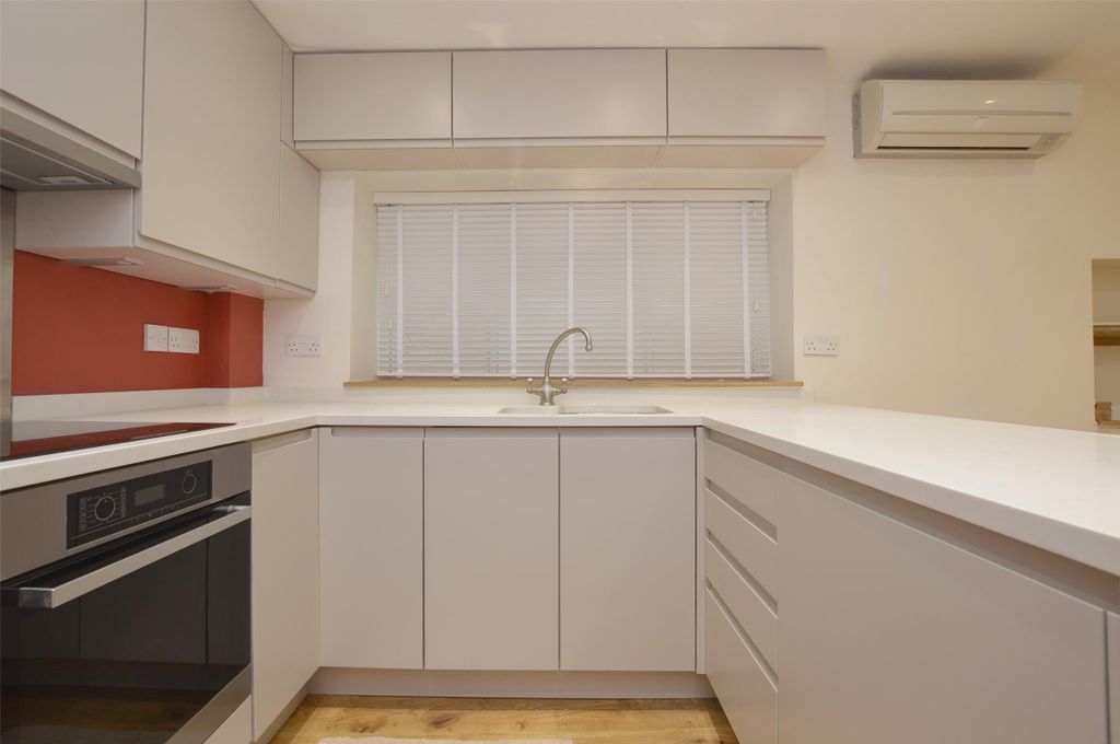 Property photo 2 of 15 Kitchen