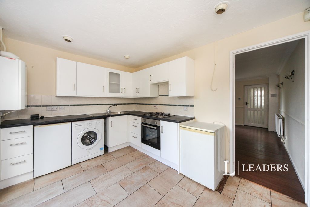 Property photo 3 of 10 Img_5057