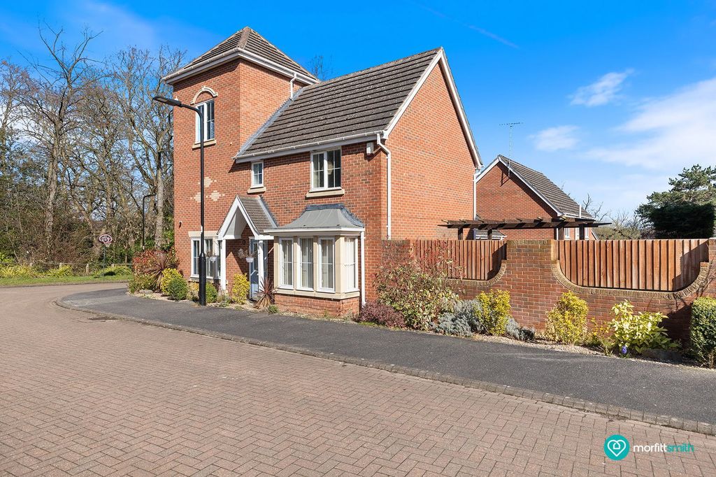 Property photo 2 of 26