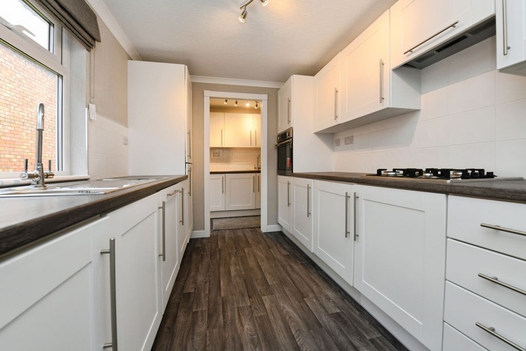 Property photo 2 of 14 Pbox-Img.Jpg