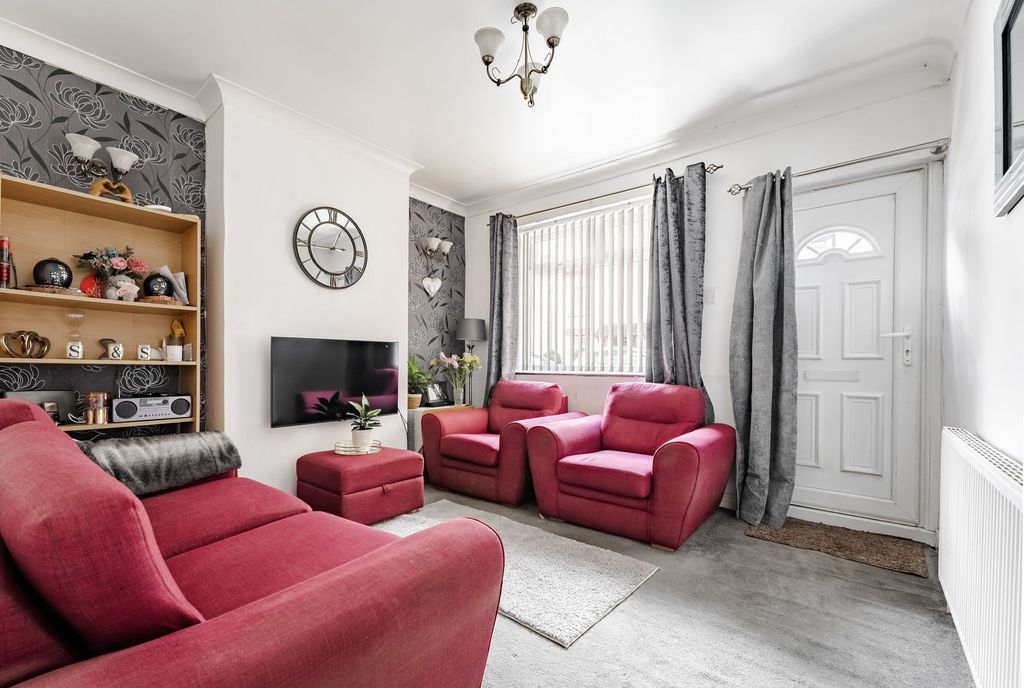 Property photo 2 of 15