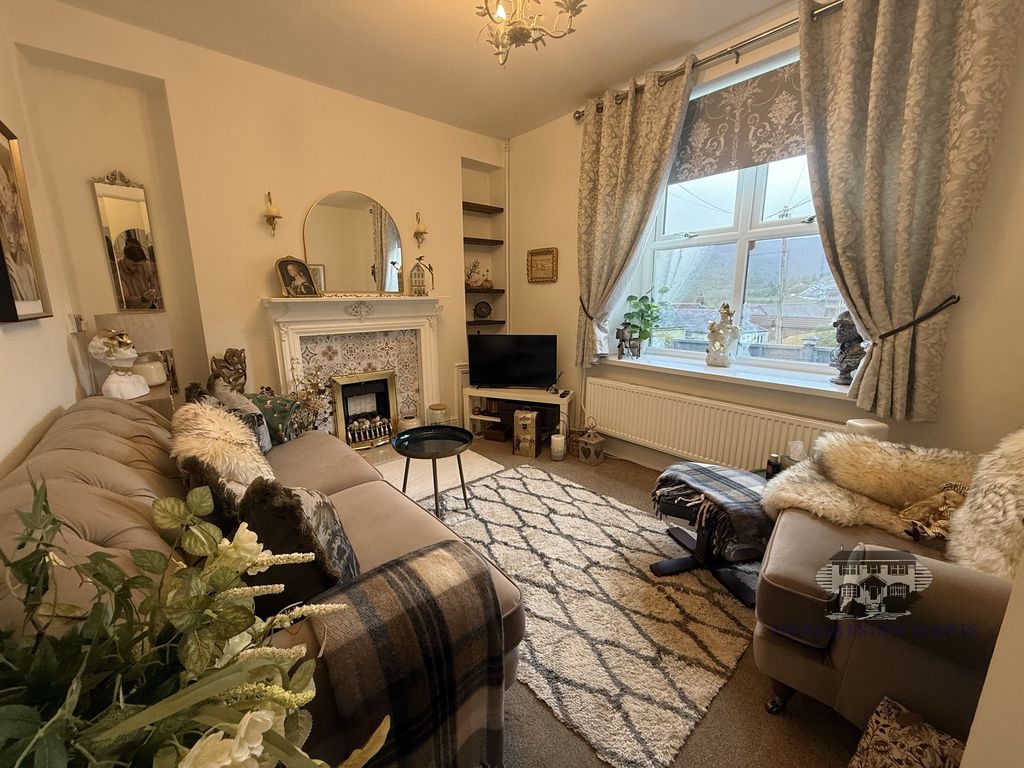 Property photo 3 of 19 Reception Room