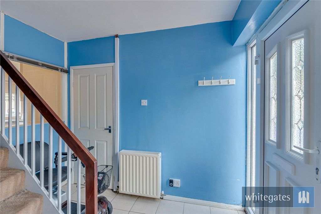 Property photo 2 of 17 Picture No. 02