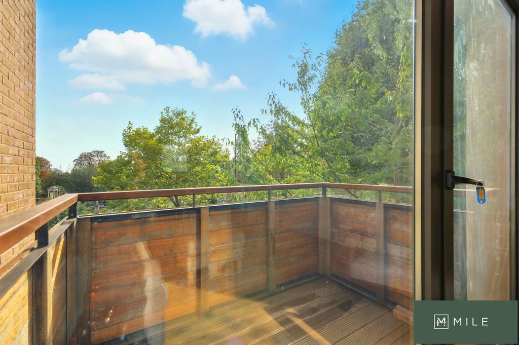 Property photo 3 of 14 Img_1152