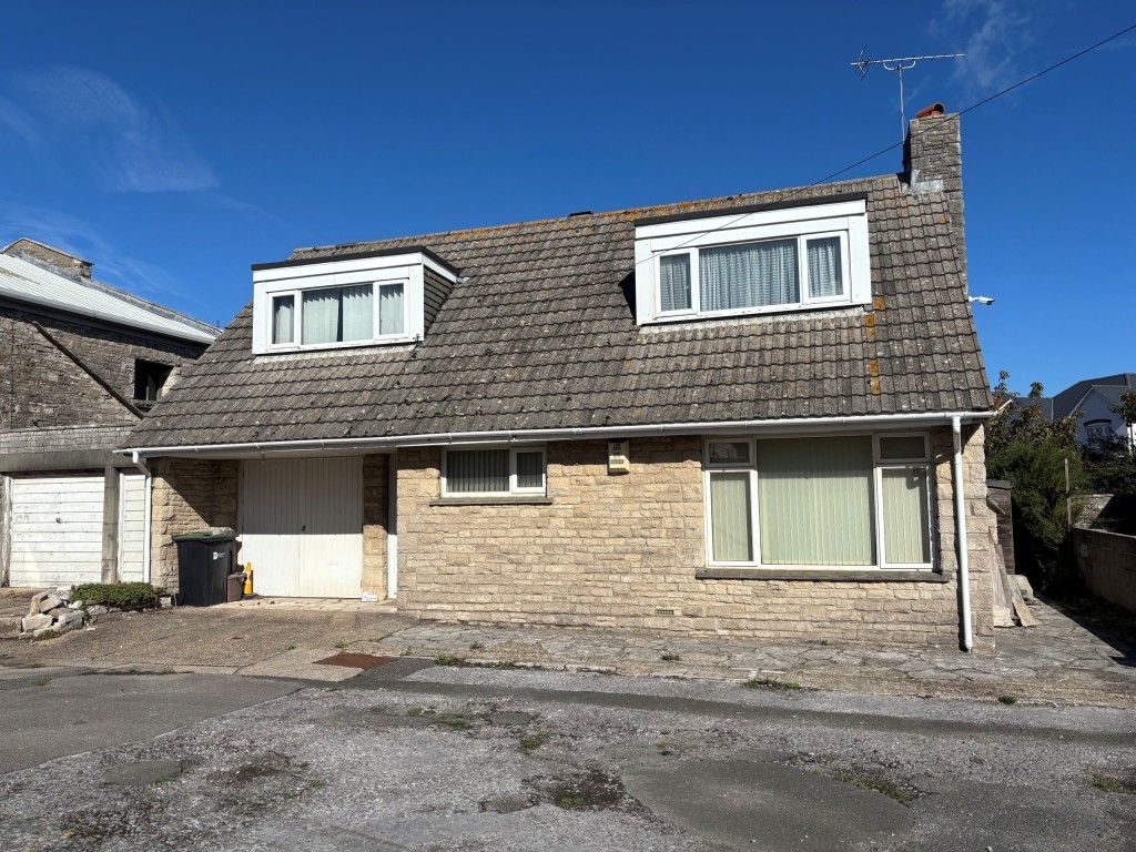 Property photo 1 of 10 Front View Of The House