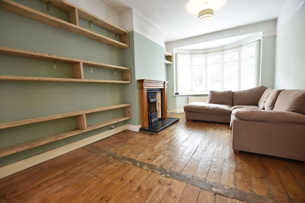 Property photo 2 of 11 Reception Room