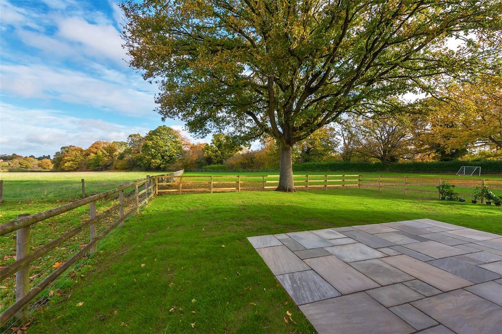 Property photo 2 of 18 Picture No. 07