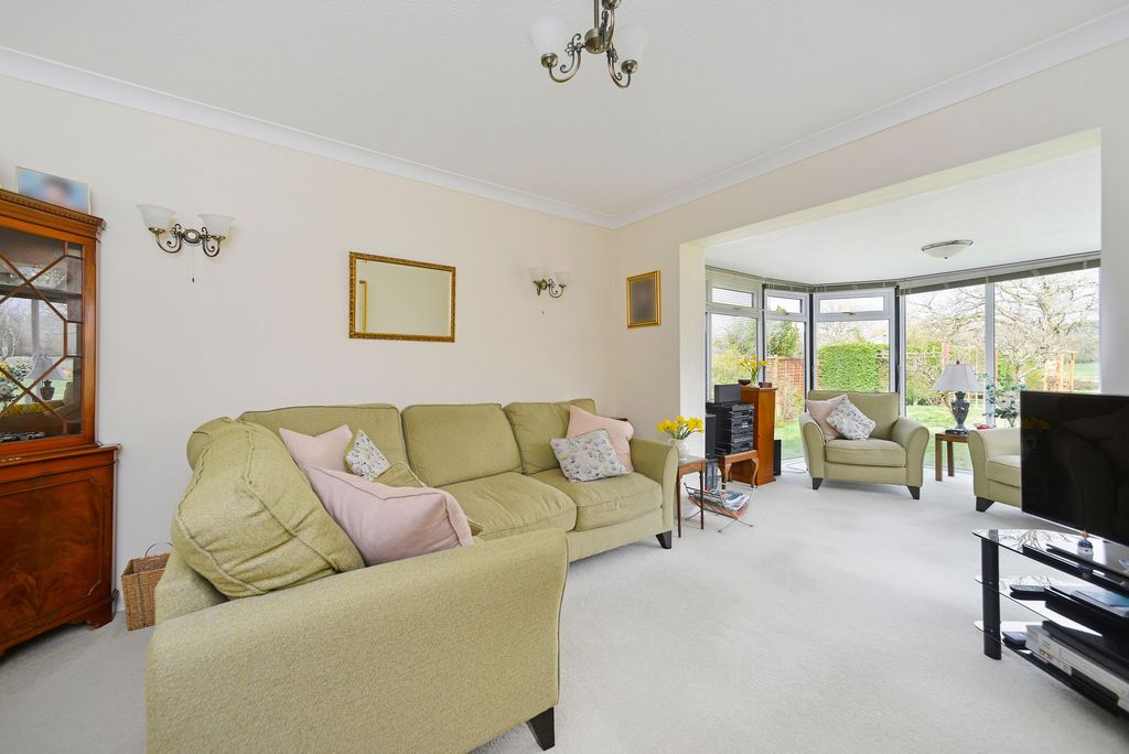 Property photo 2 of 14