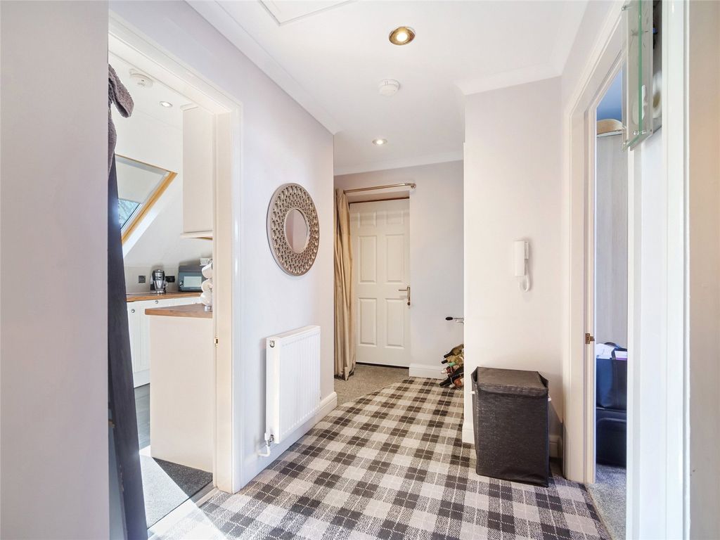 Property photo 3 of 19 Picture 3