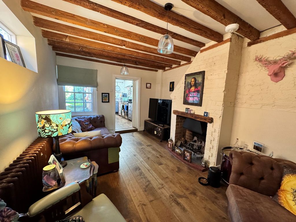 Property photo 2 of 14