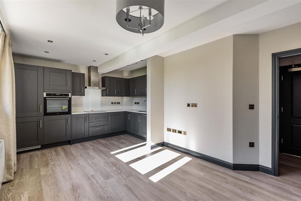 Property photo 2 of 16 Open Plan Living Room/Kitchen