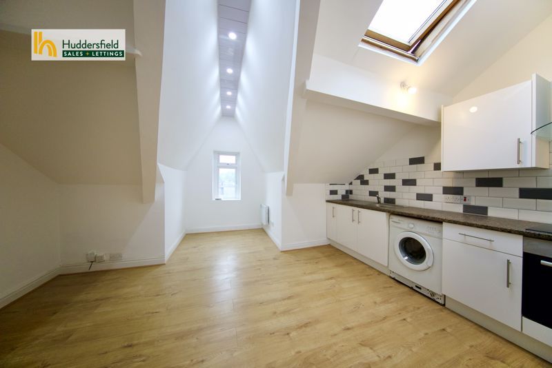 Property photo 1 of 7 Studio