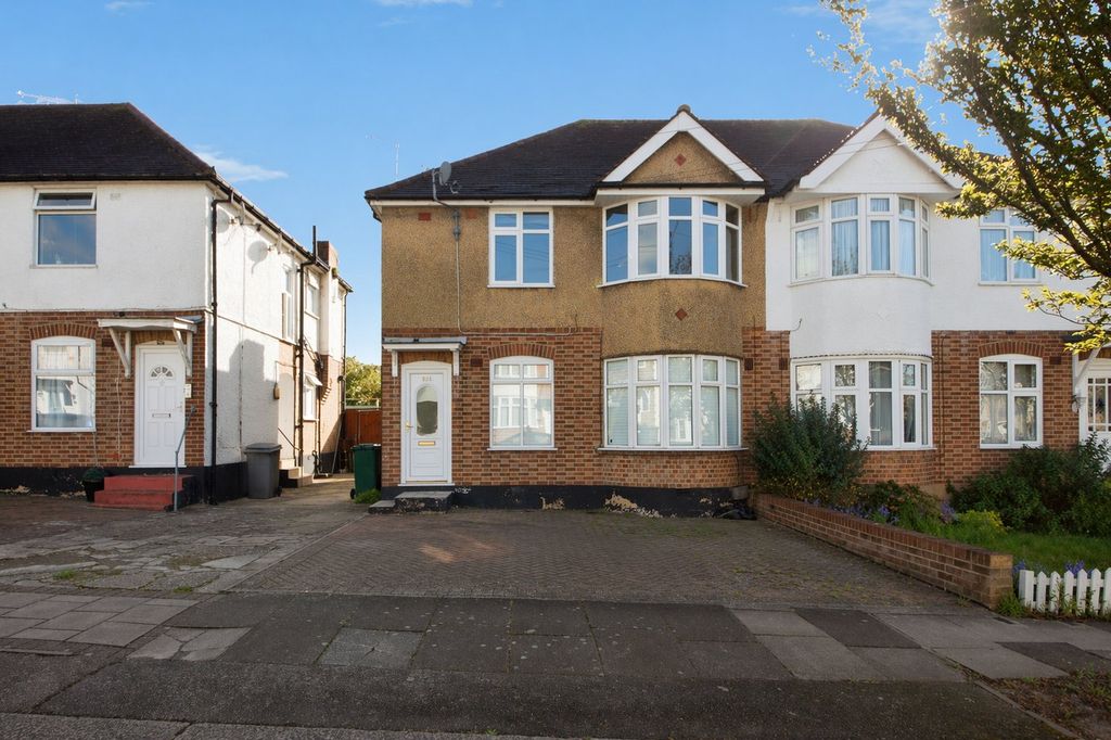 Property photo 1 of 12 1