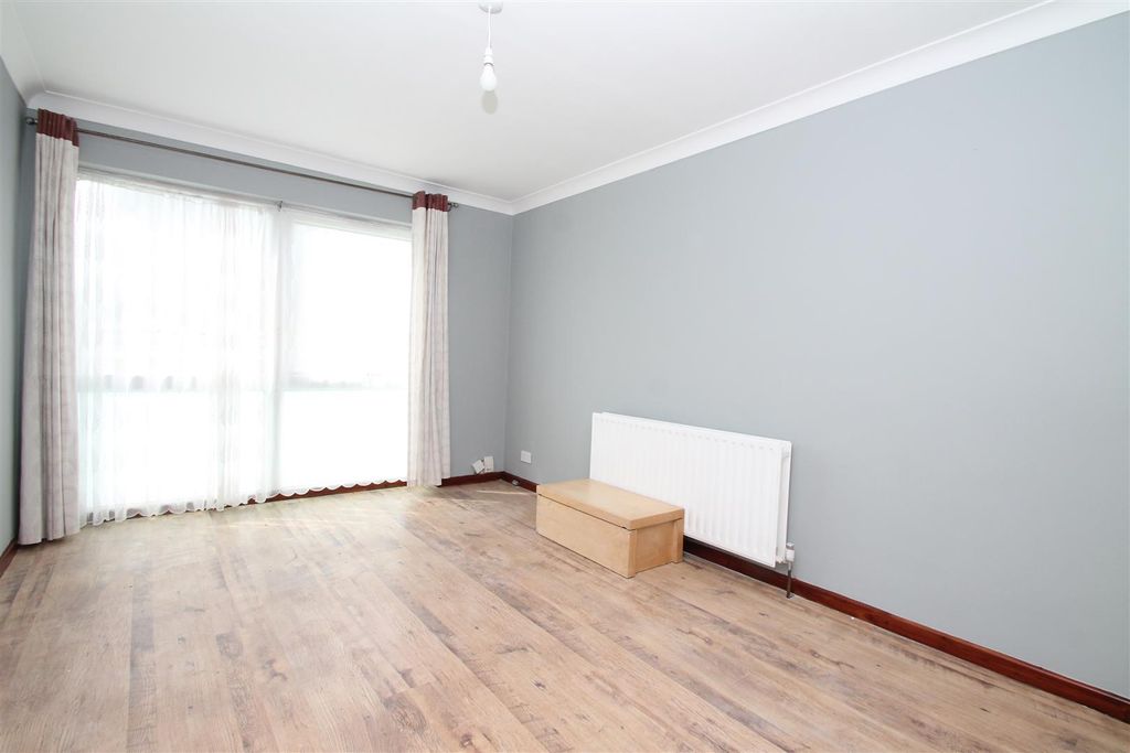 Property photo 2 of 9 Img_1175.Jpg