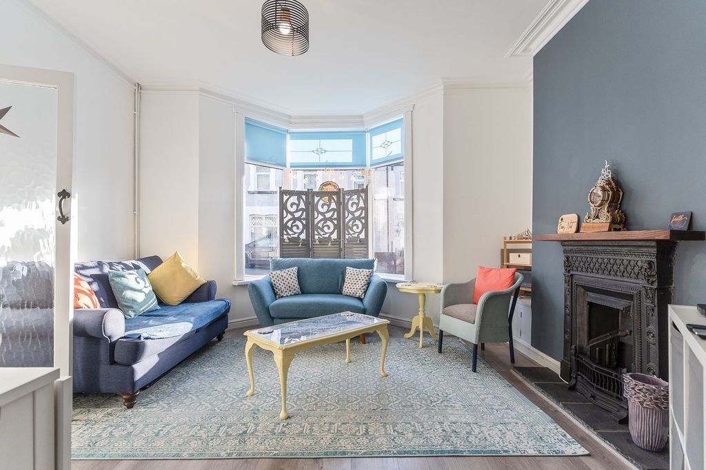 Property photo 3 of 22