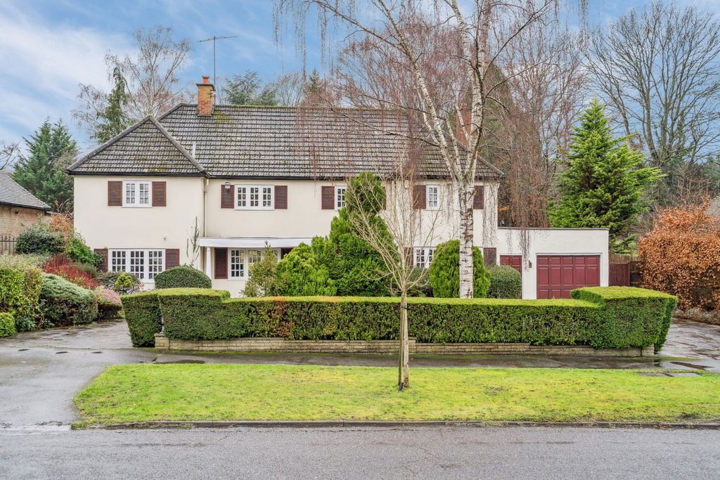 Property photo 1 of 24