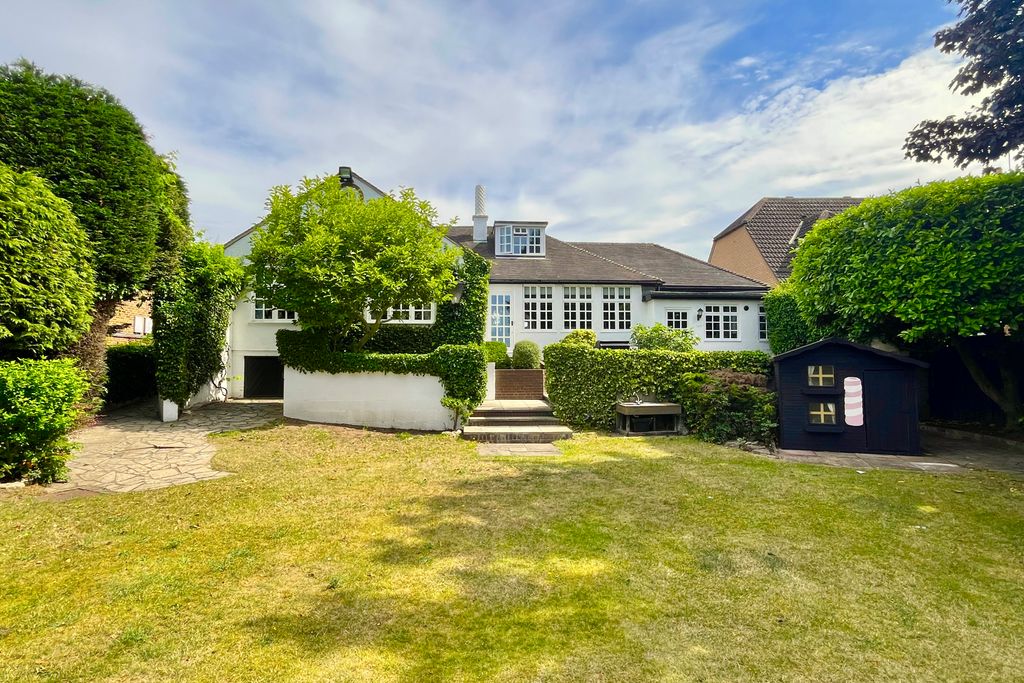 Property photo 2 of 41 30