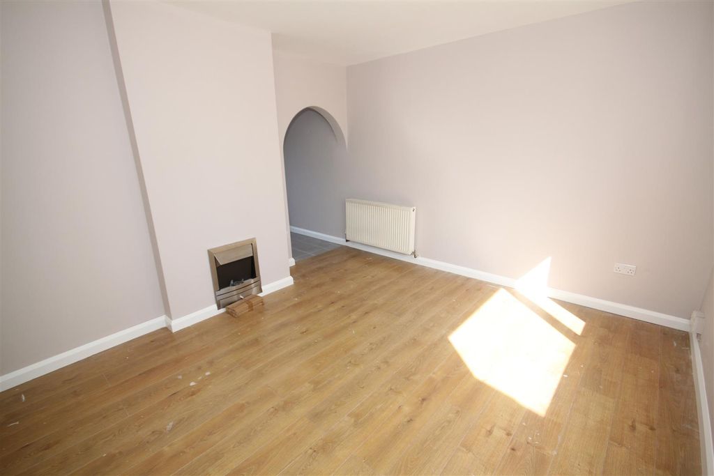 Property photo 3 of 12 Img_9048.Jpg