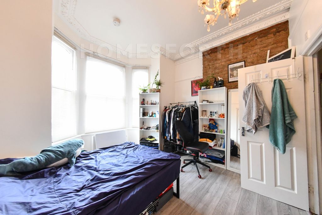 Property photo 1 of 6 Photo 1