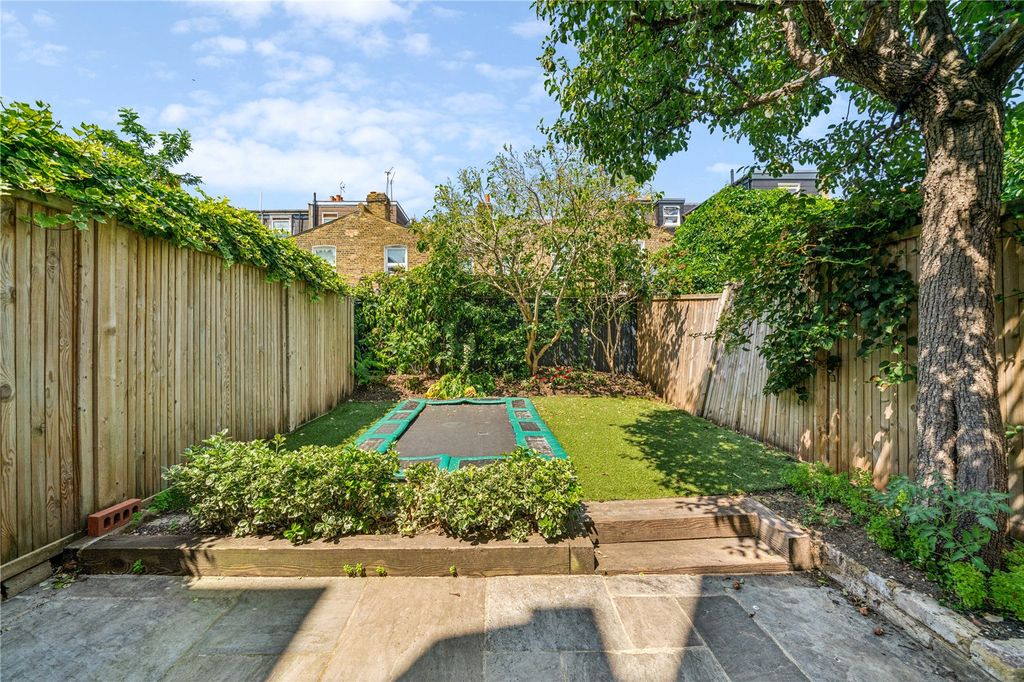 Property photo 2 of 10 Picture No. 30