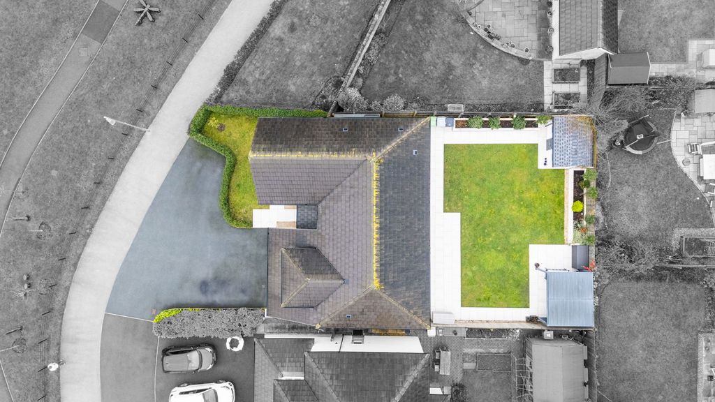 Property photo 2 of 29