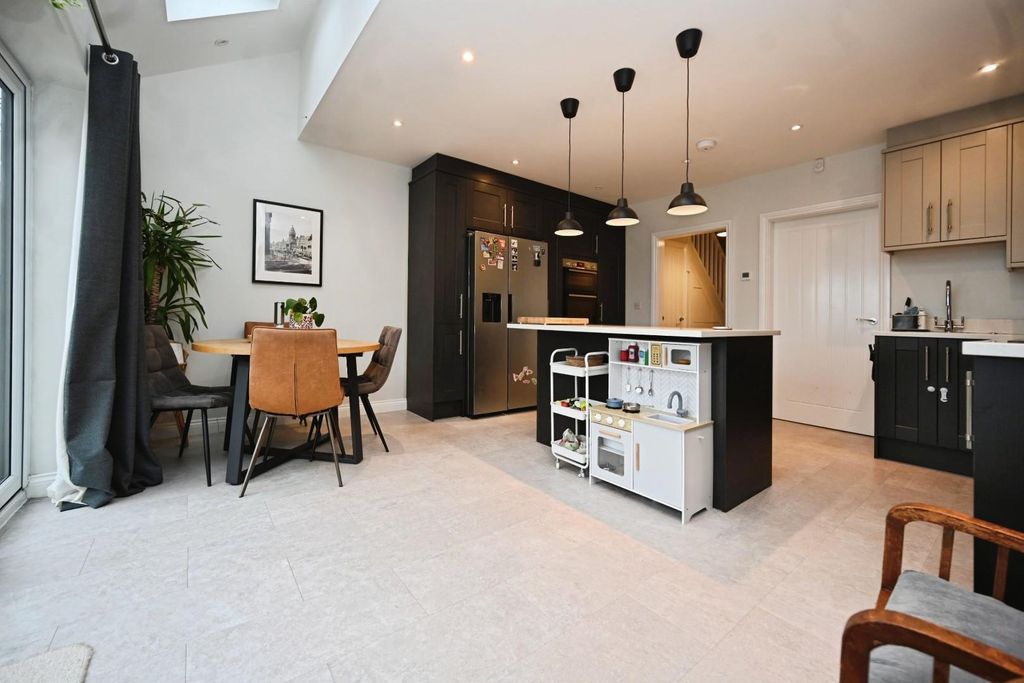 Property photo 3 of 17 A179Dbdb-Dsc_0134.Jpg