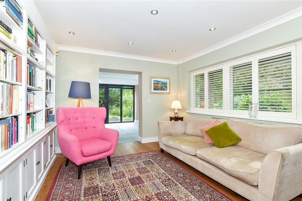 Property photo 3 of 19 Living/Dining Area