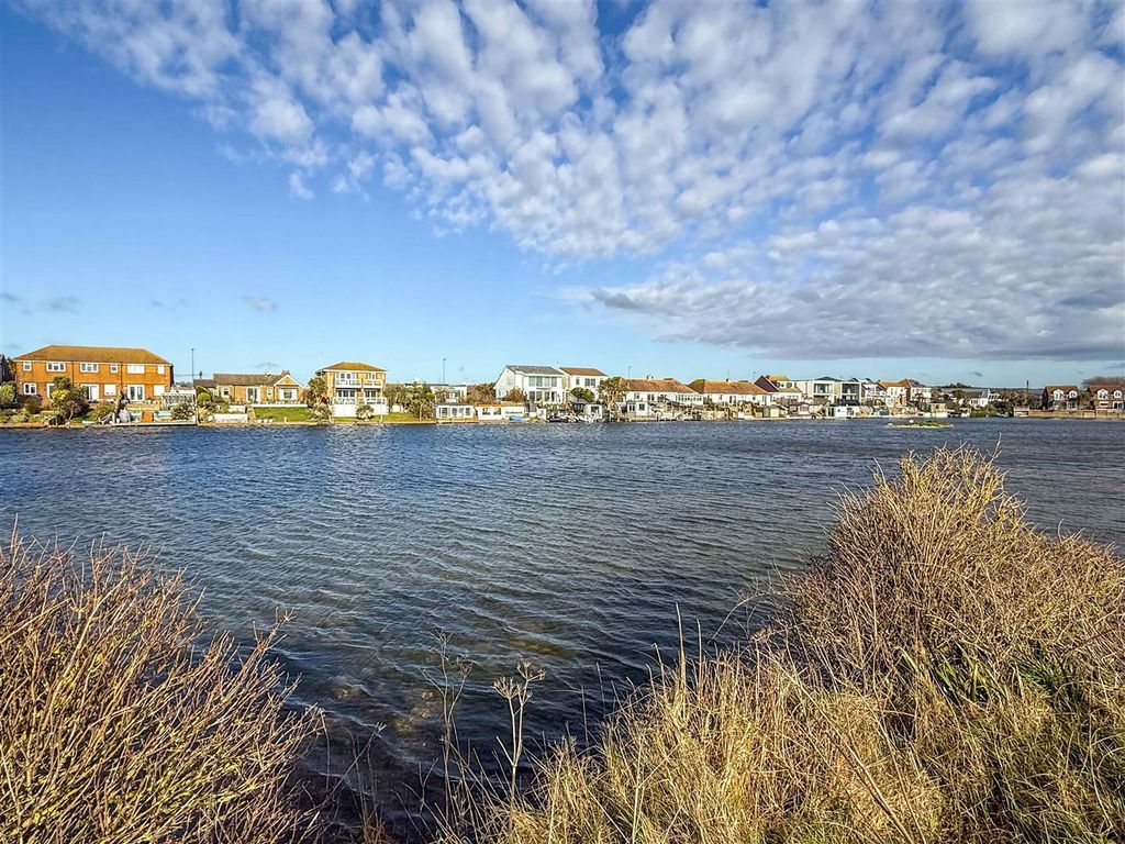 Property photo 2 of 30 Brightonrd-08.Jpg