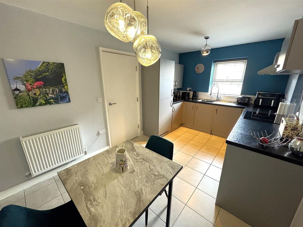 Property photo 3 of 41 Thumbnail_Image1 (1).Jpg