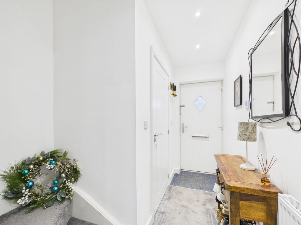 Property photo 2 of 23 4707736