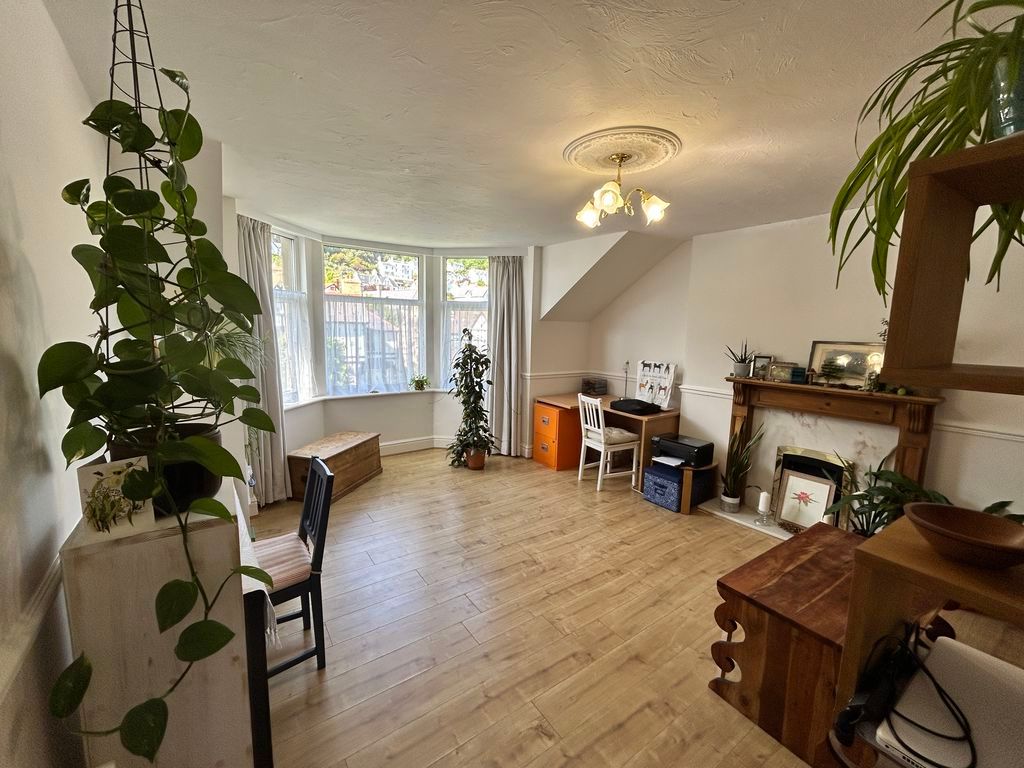 Property photo 3 of 13 Photo 3