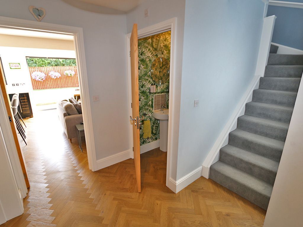Property photo 3 of 33