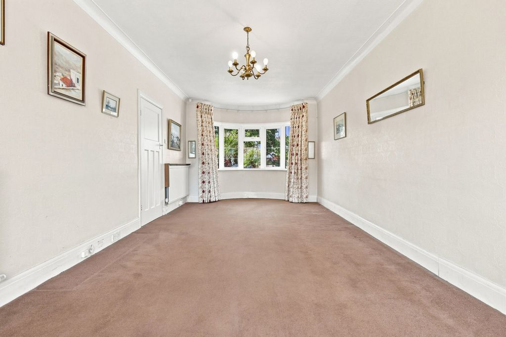 Property photo 3 of 30