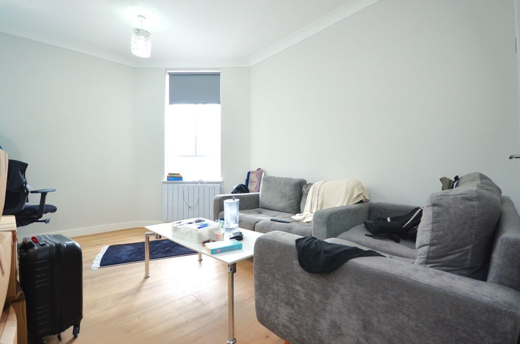 Property photo 1 of 4