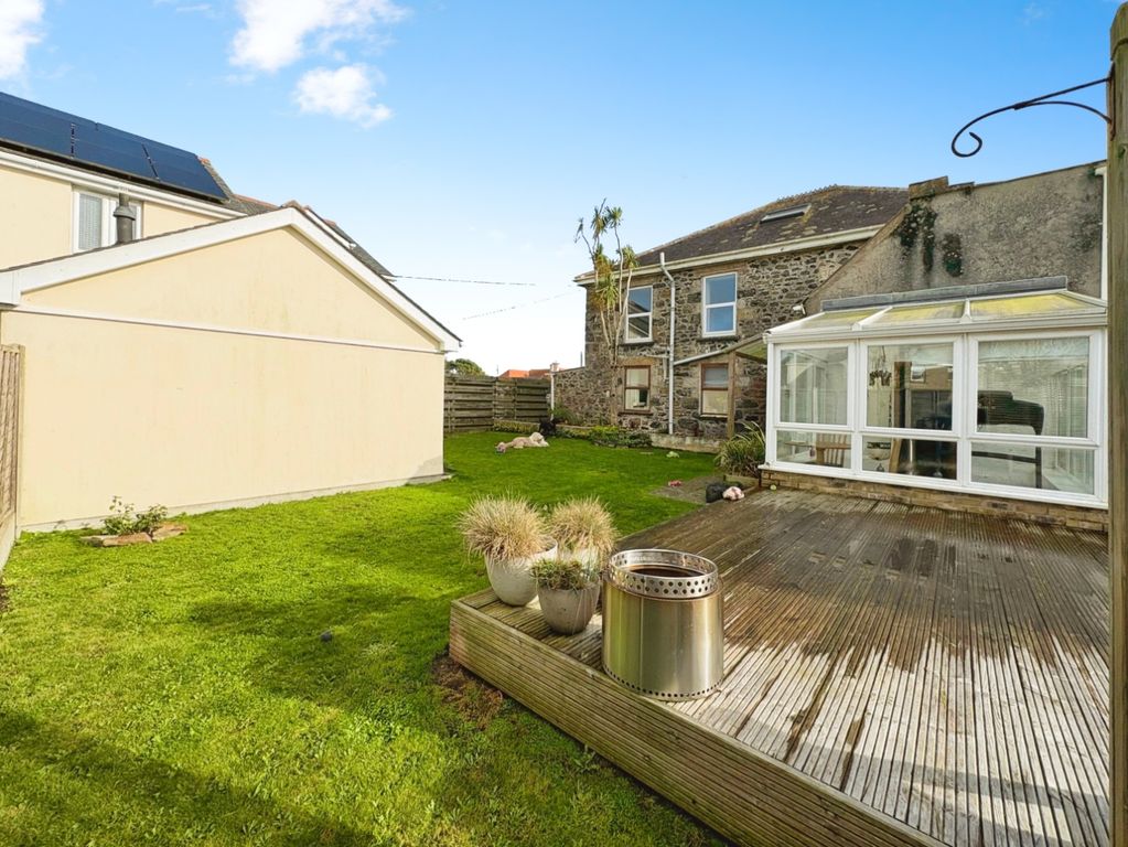 Property photo 2 of 29