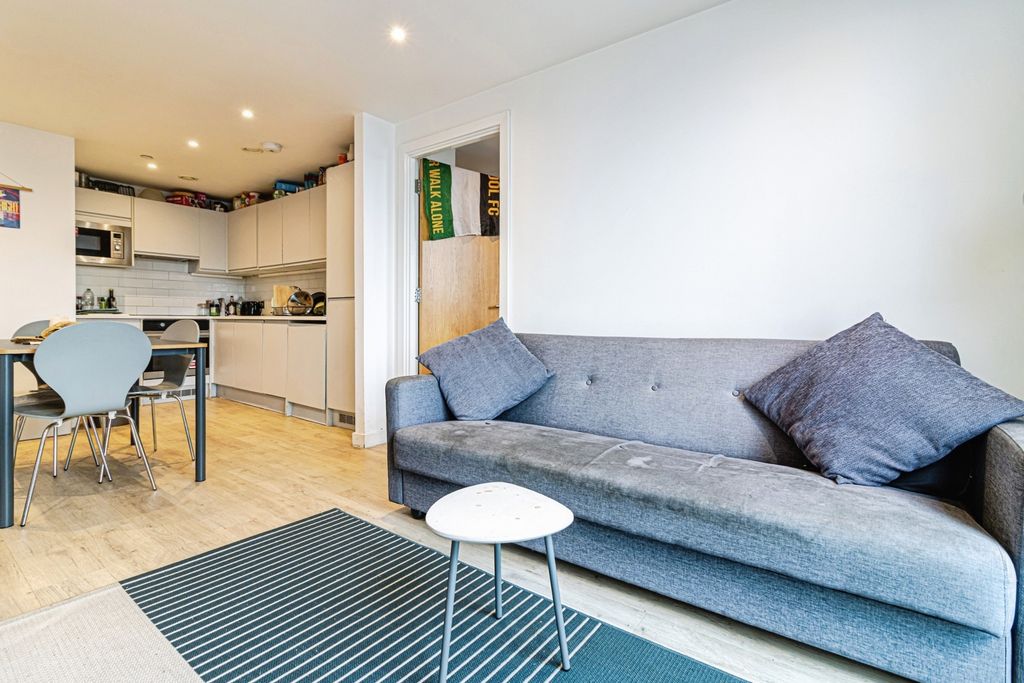 Property photo 3 of 25 Photo