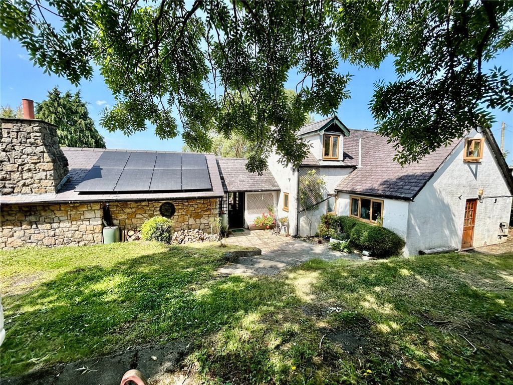 Property photo 1 of 47 Picture No. 35